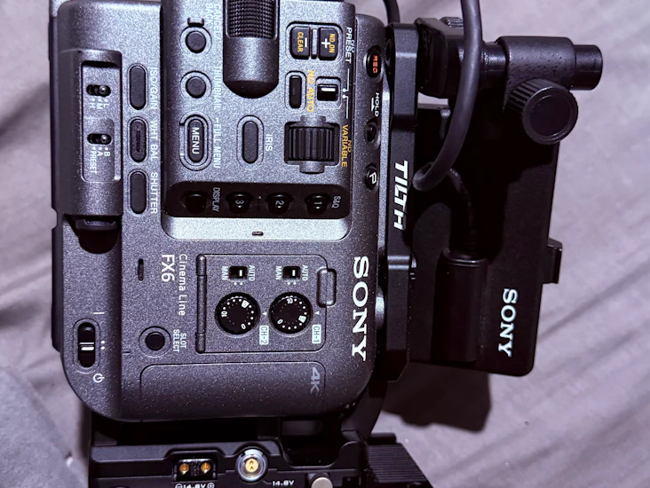 Sony fx6 + lens (camera operator)