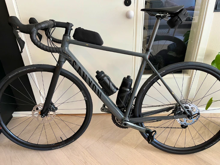 Canyon landeveissykkel (mulig med grusdekk)