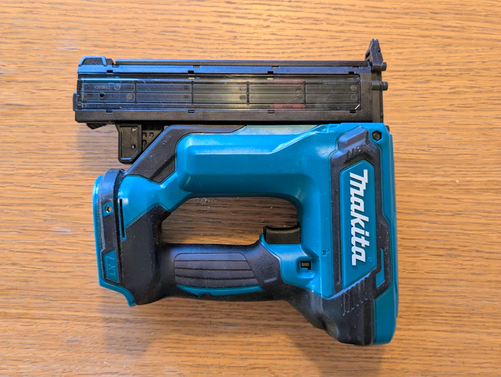Makita dfn350 18v dykkertpistol