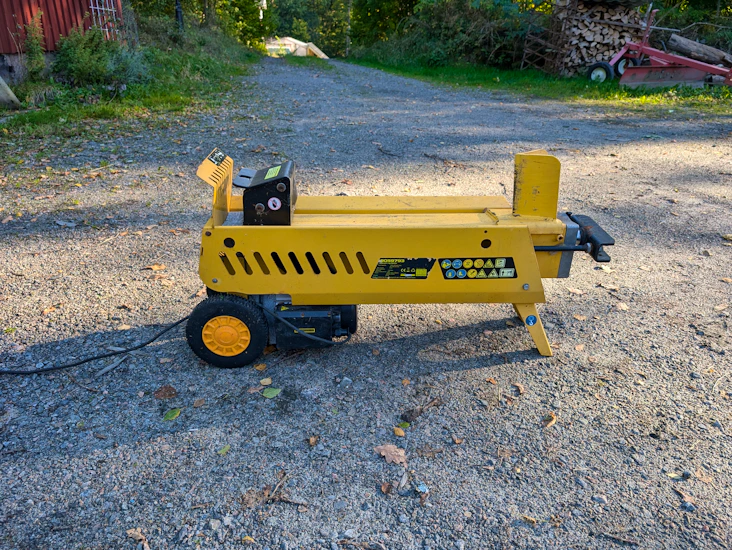 Vedklyv 7 ton (230 volt)