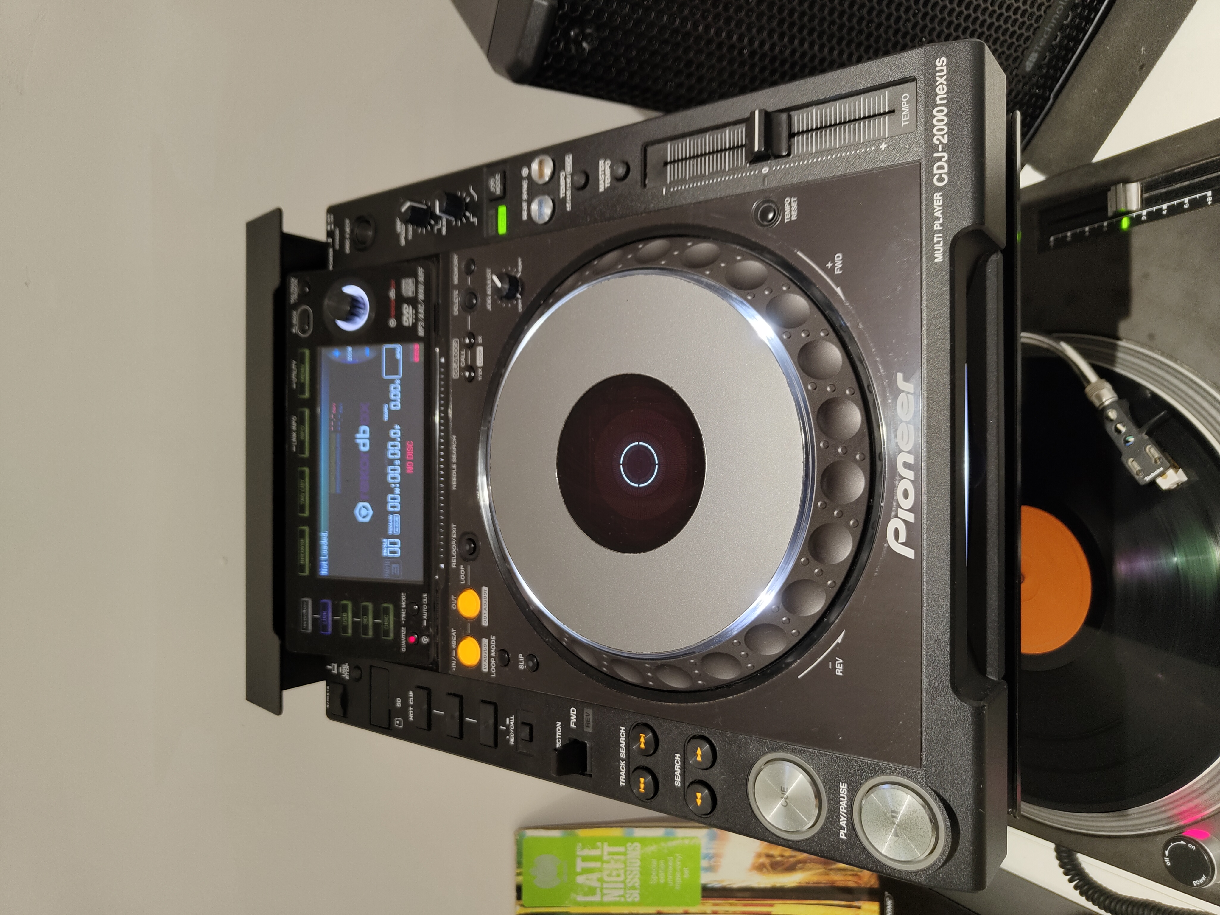 Pioneer cdj-2000 nexus (single)