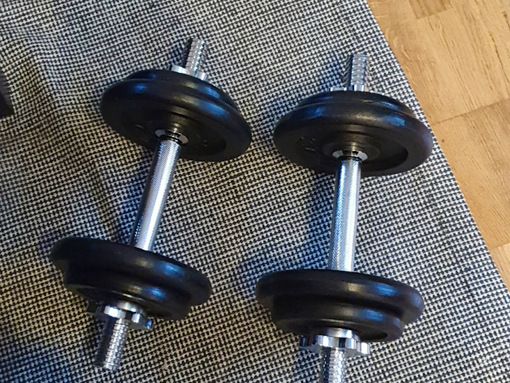 2 manualer med maks på 14kg