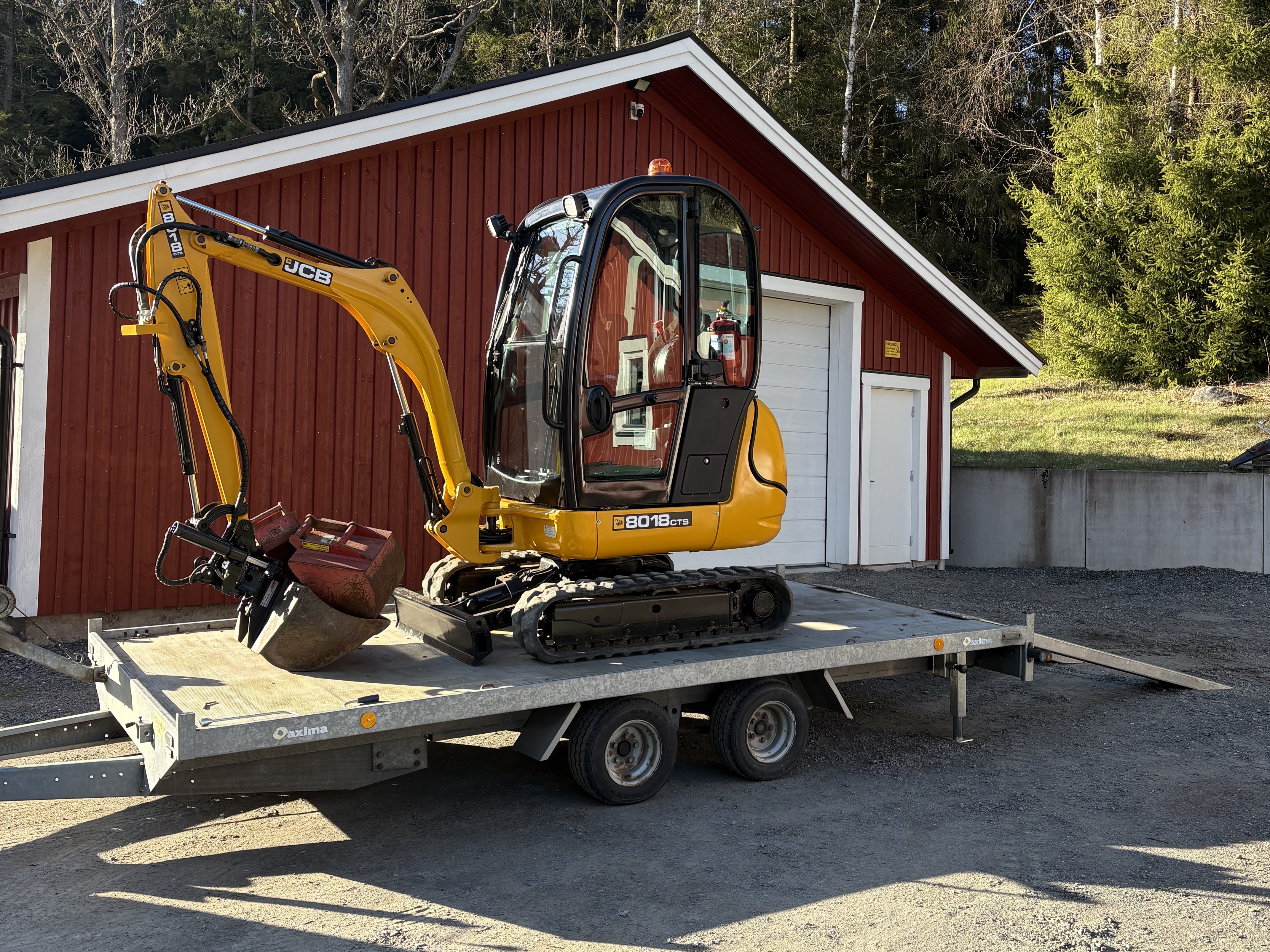 Minigrävare 1.8ton inkl maskinsläp uthyres