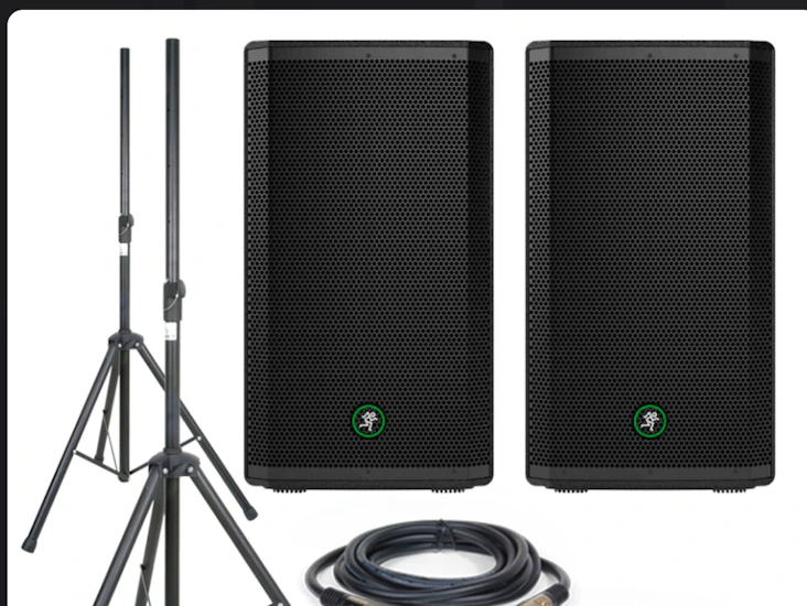 Party speakers - mackie thrash 212 (pair) with stands, stands bag & cables