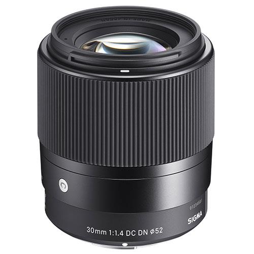 Sigma 30mm f1.4  apsc lens