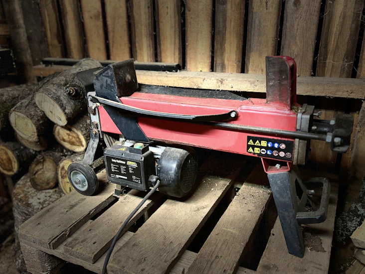 Log splitter vedklyv på hjul