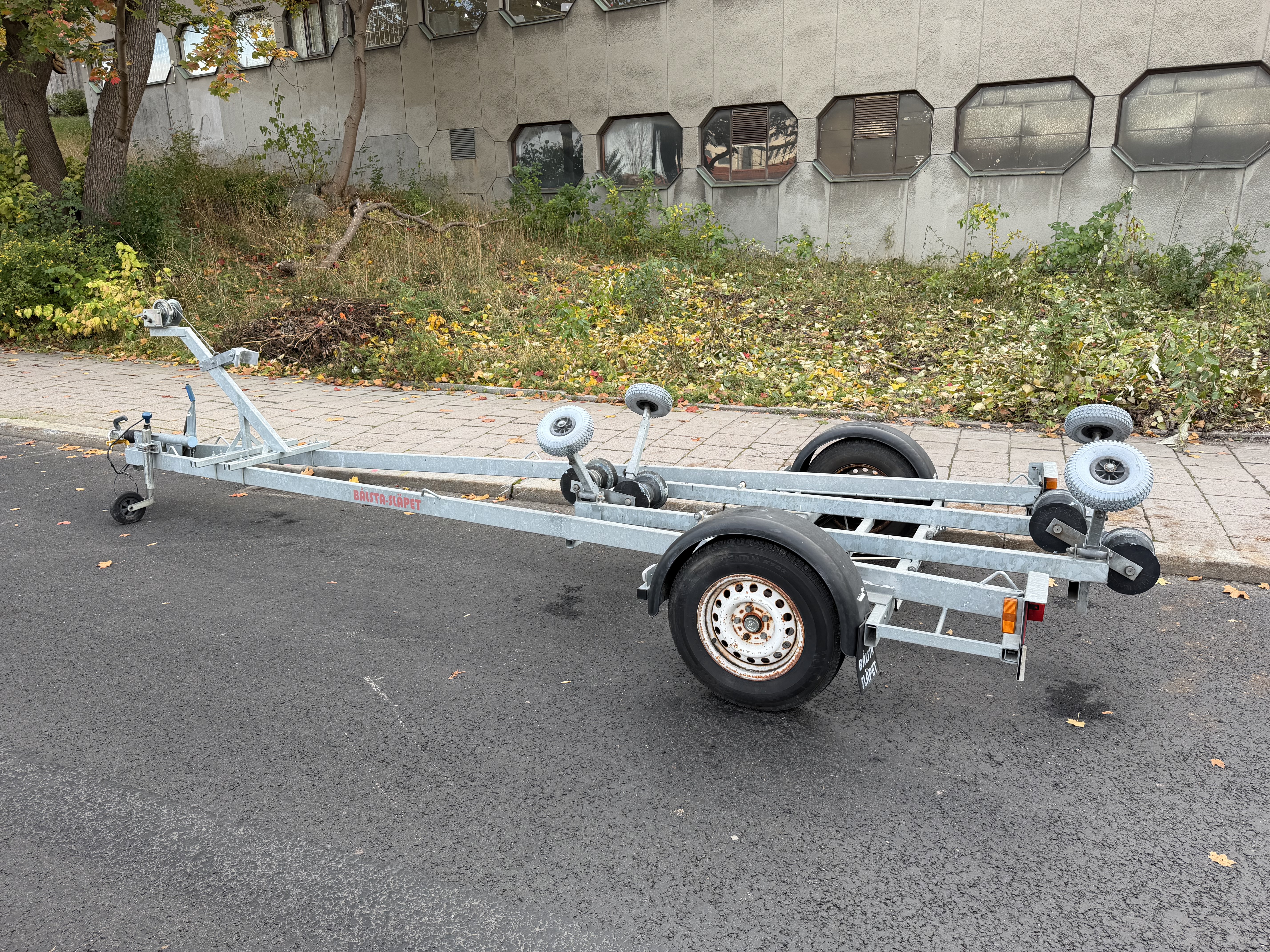 Båttrailer 1350kg 80km/h