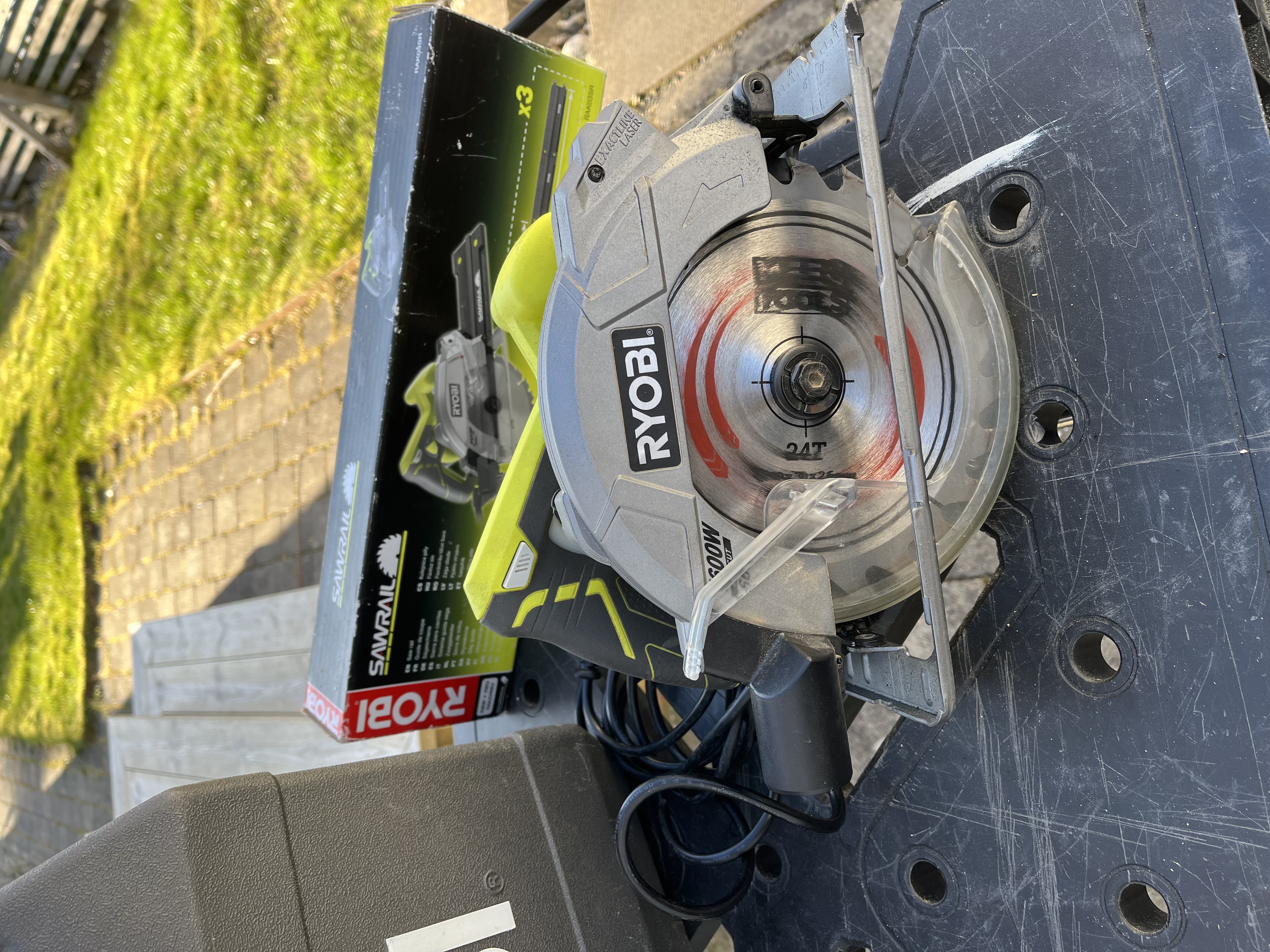 Ryobi - cirkelsåg 220v