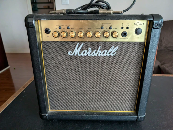 Marshall mg15fx 15w guitar amp (includes 1 cable)