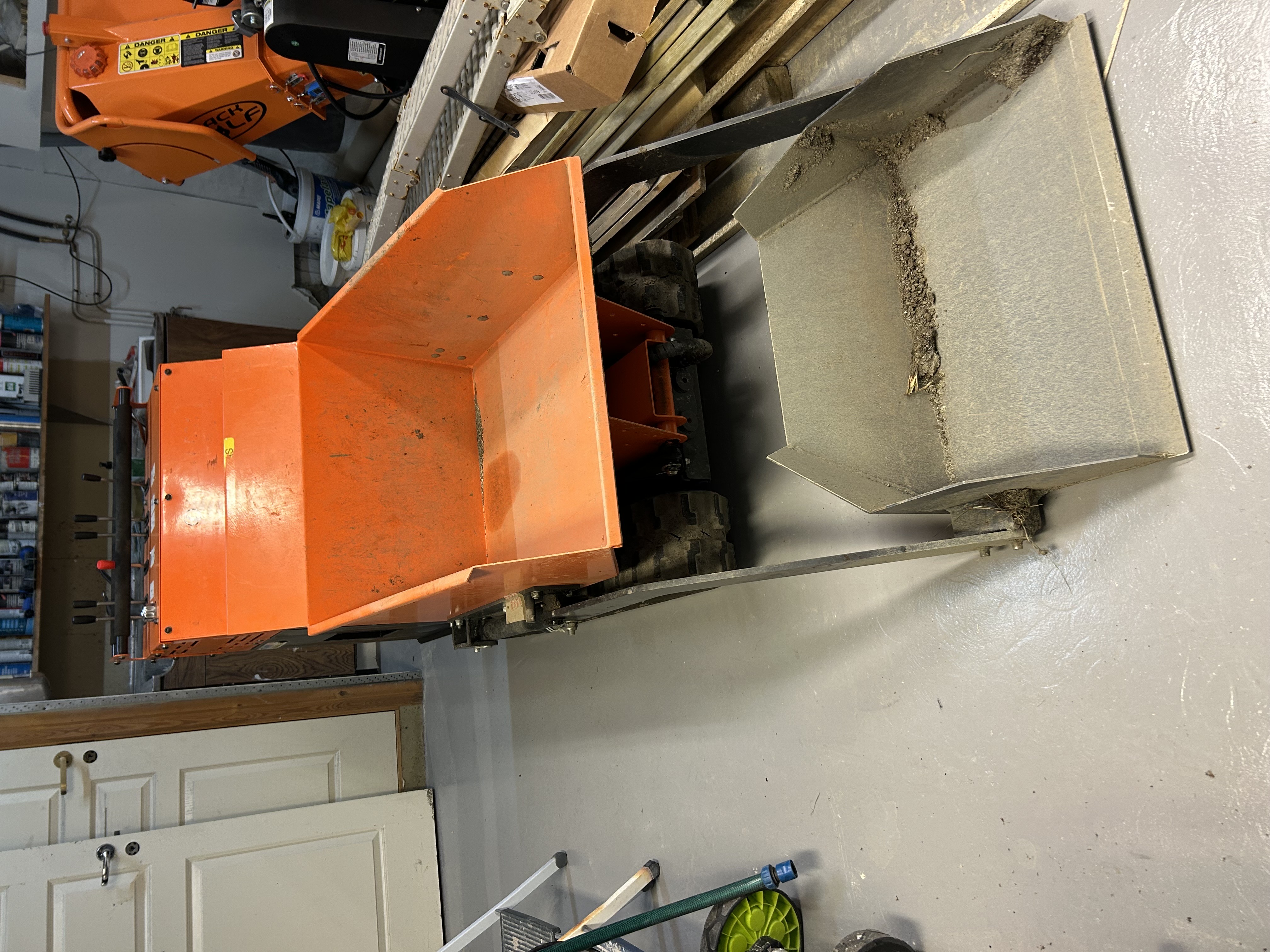 Selvlastende minidumper 