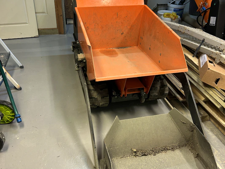 Selvlastende minidumper