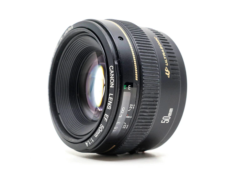 Canon ef 50mm f/1.4 usm