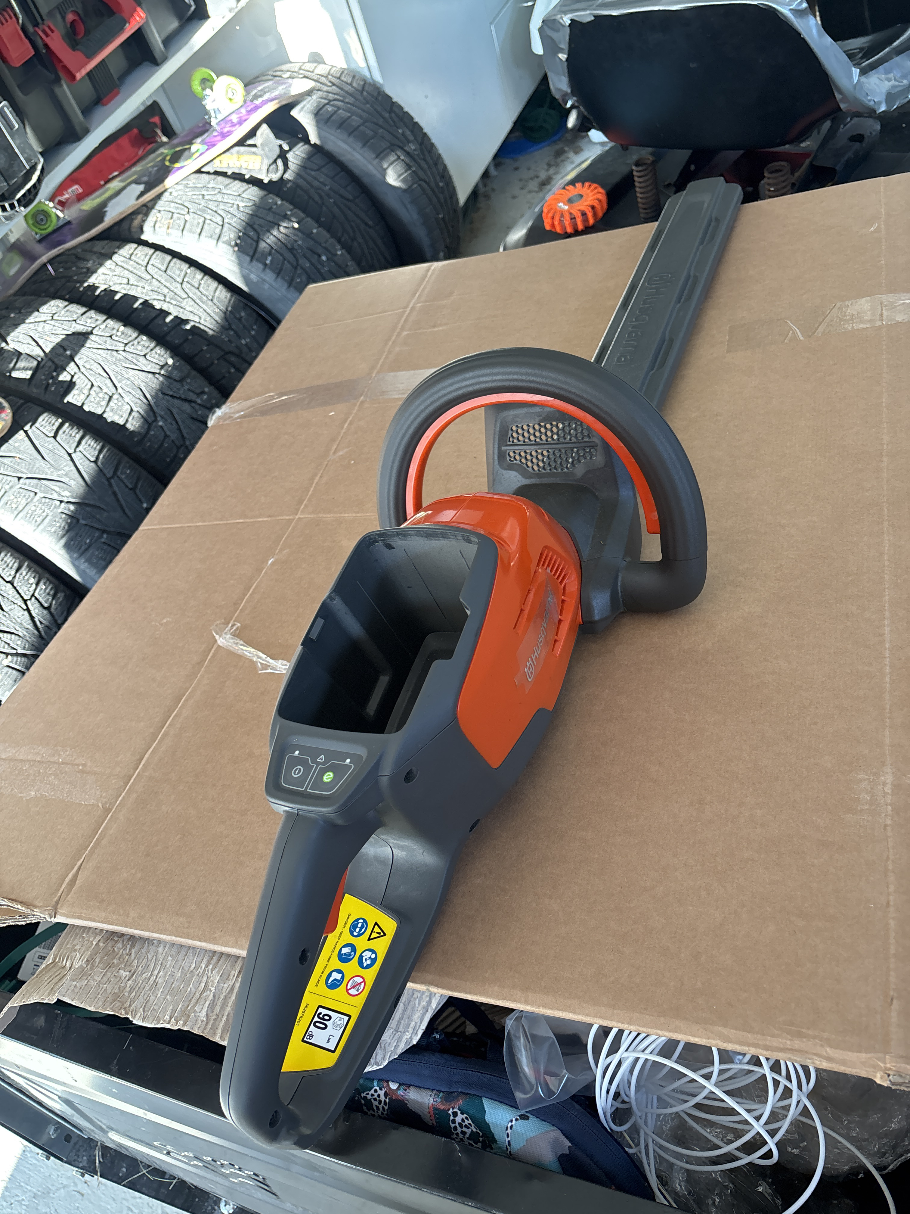 Husqvarna batteri häcksax 