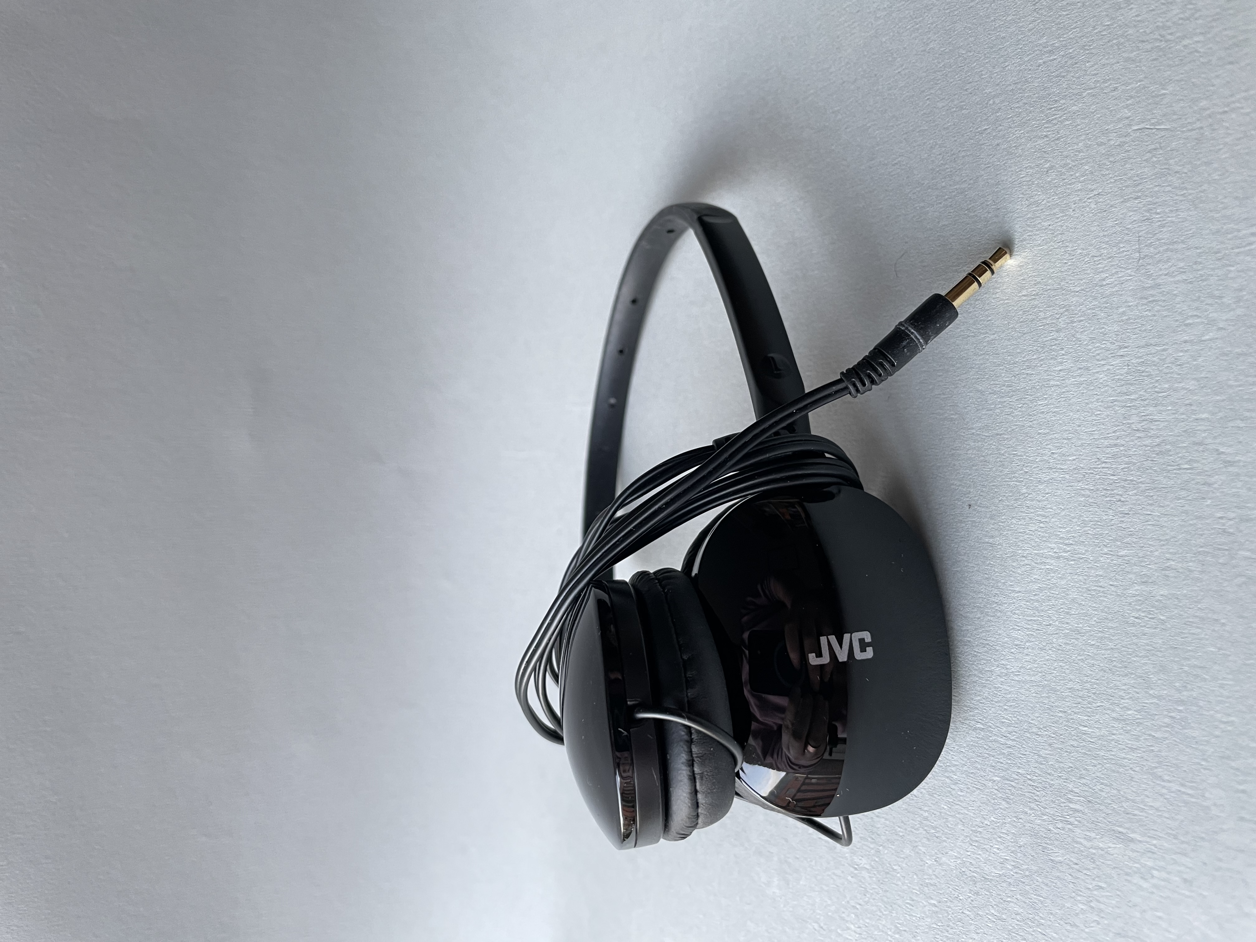 Jvc wired lightweight headphones