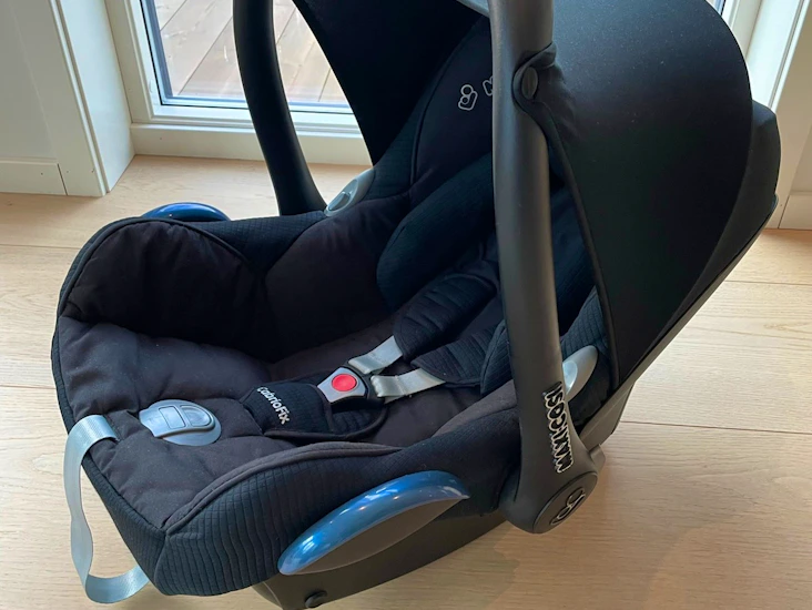 Bilstol for baby: maxi-cosi cabriofix