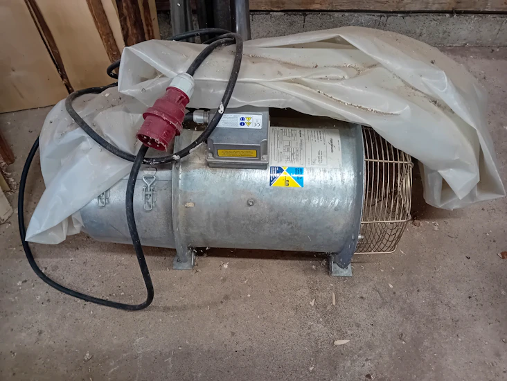 Alipaineistaja / tuuletin