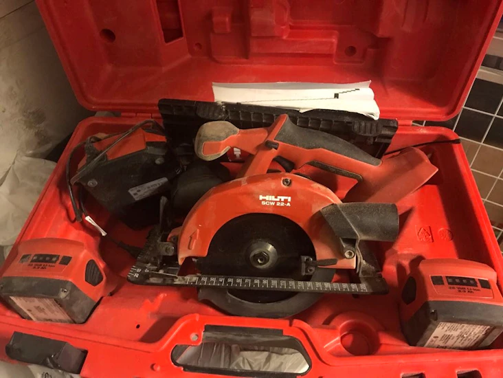 Hilti handcirkelsåg av proffskvalite scw22a