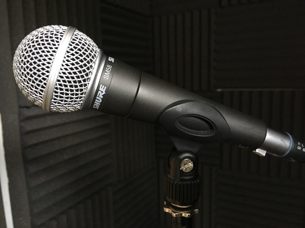 Shure sm58 - handheld dynamic microphone