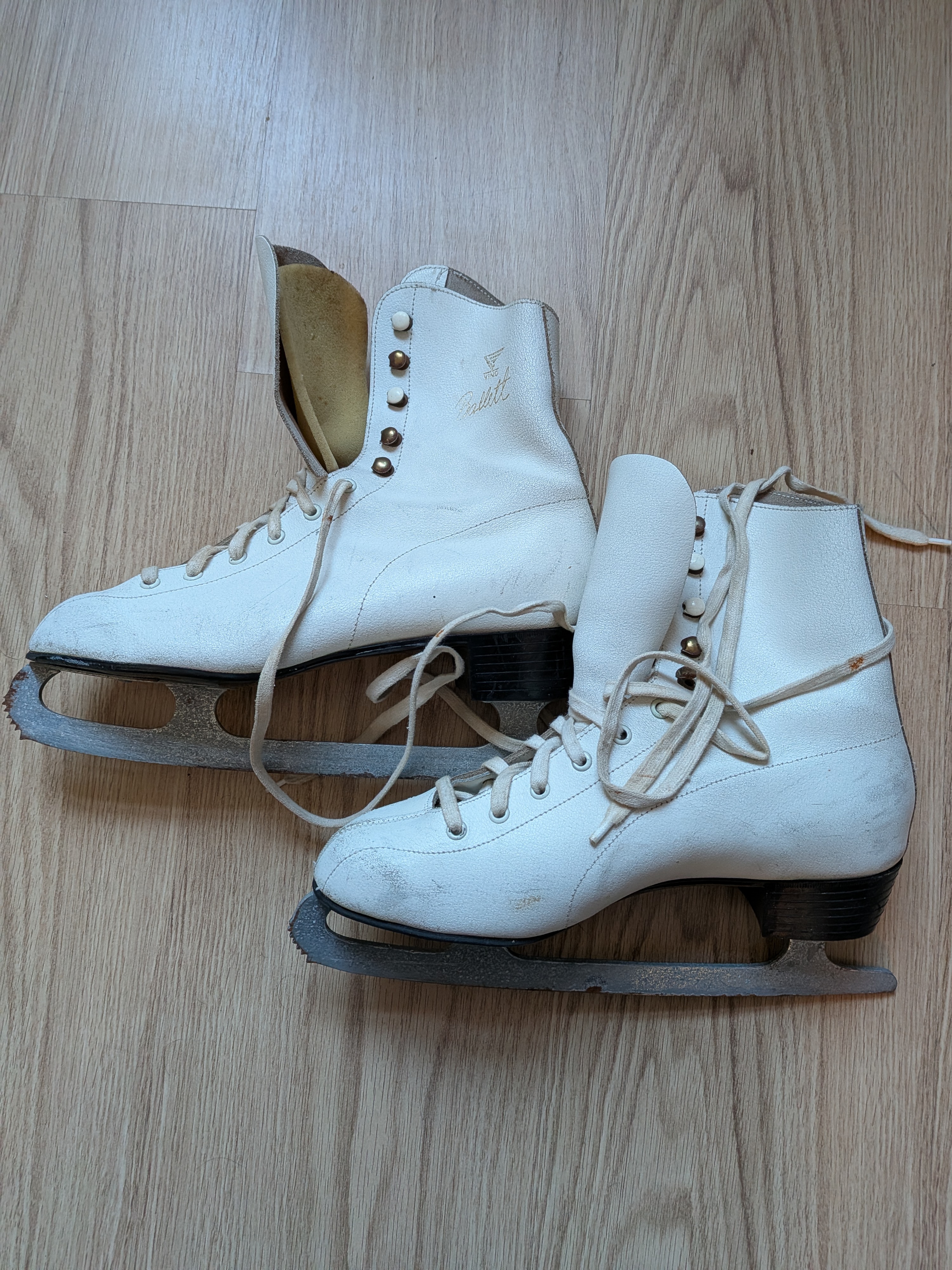 Retro kunstskøyter str 40