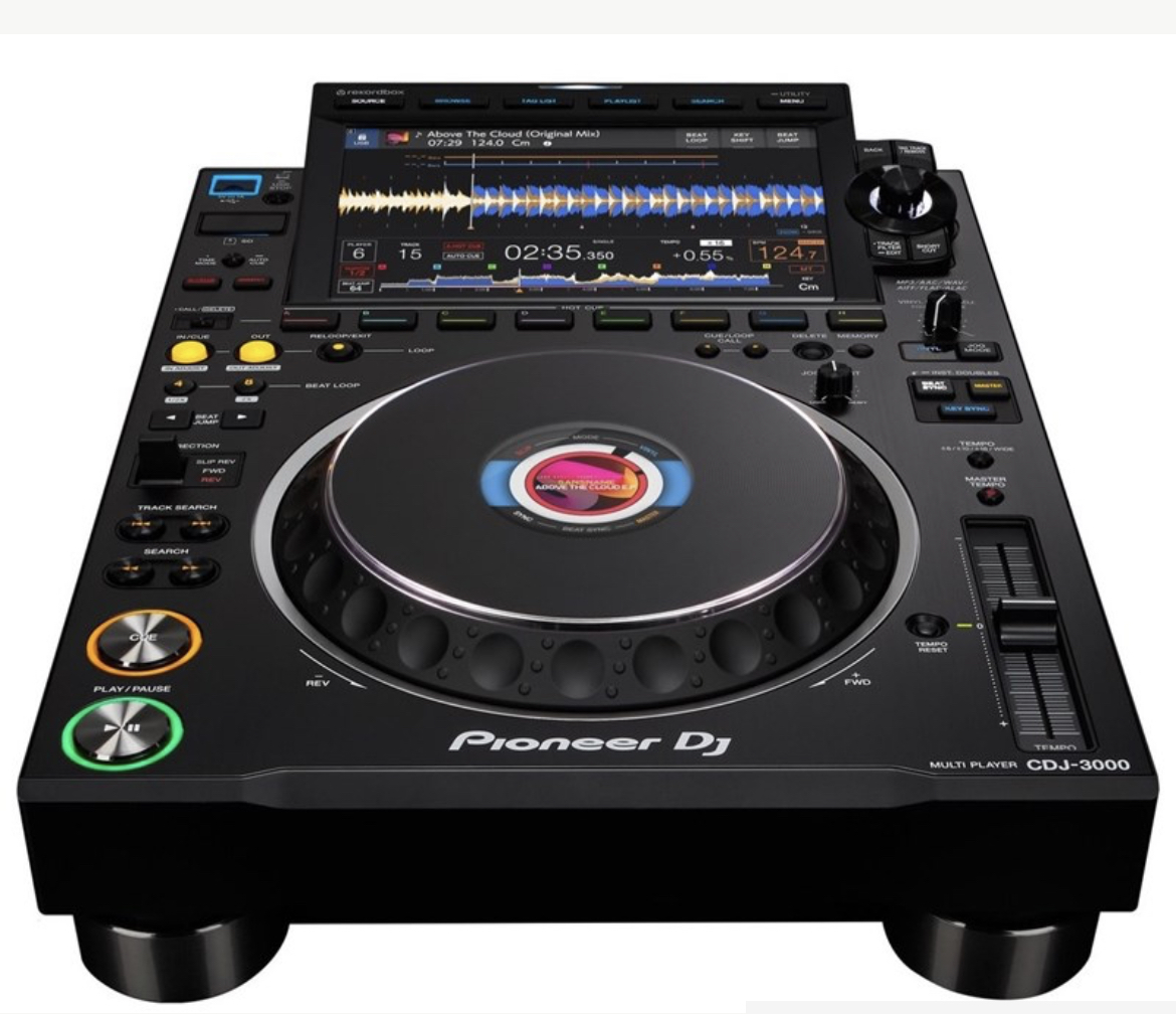 Pioneer cdj 3000 + plus speakers