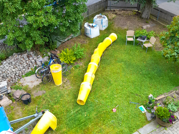 Nedkastrør fra geda. 10m totalt