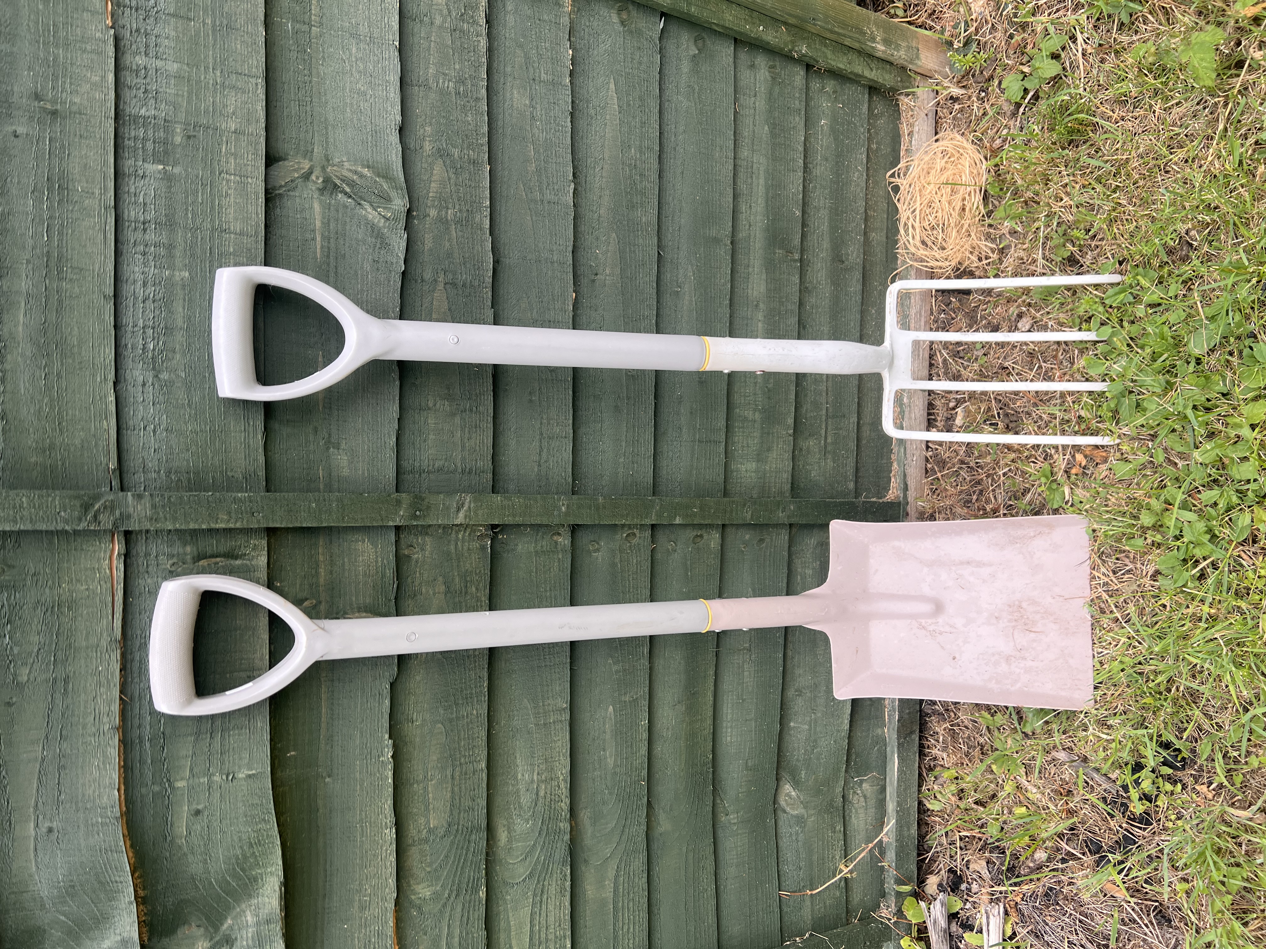 Shovel and garden fork