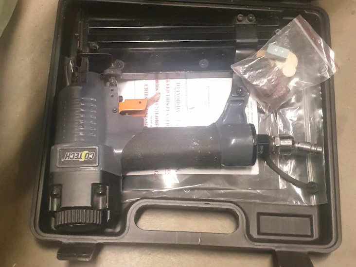 Spikpistol från coltech