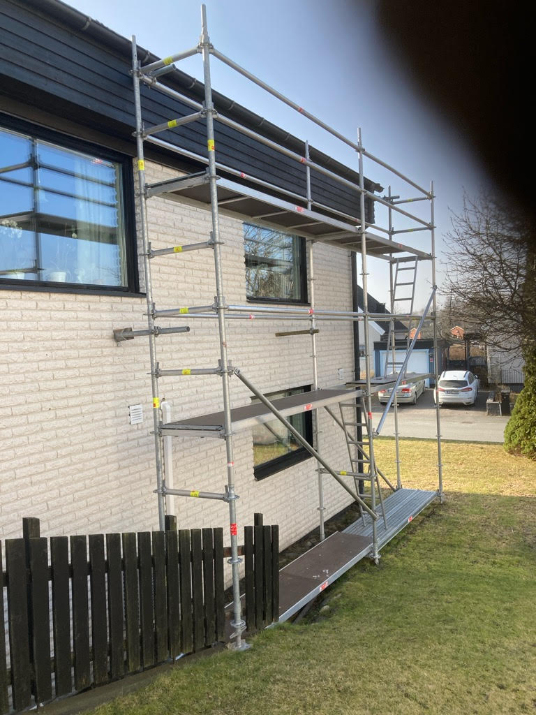 Byggställning uthyres