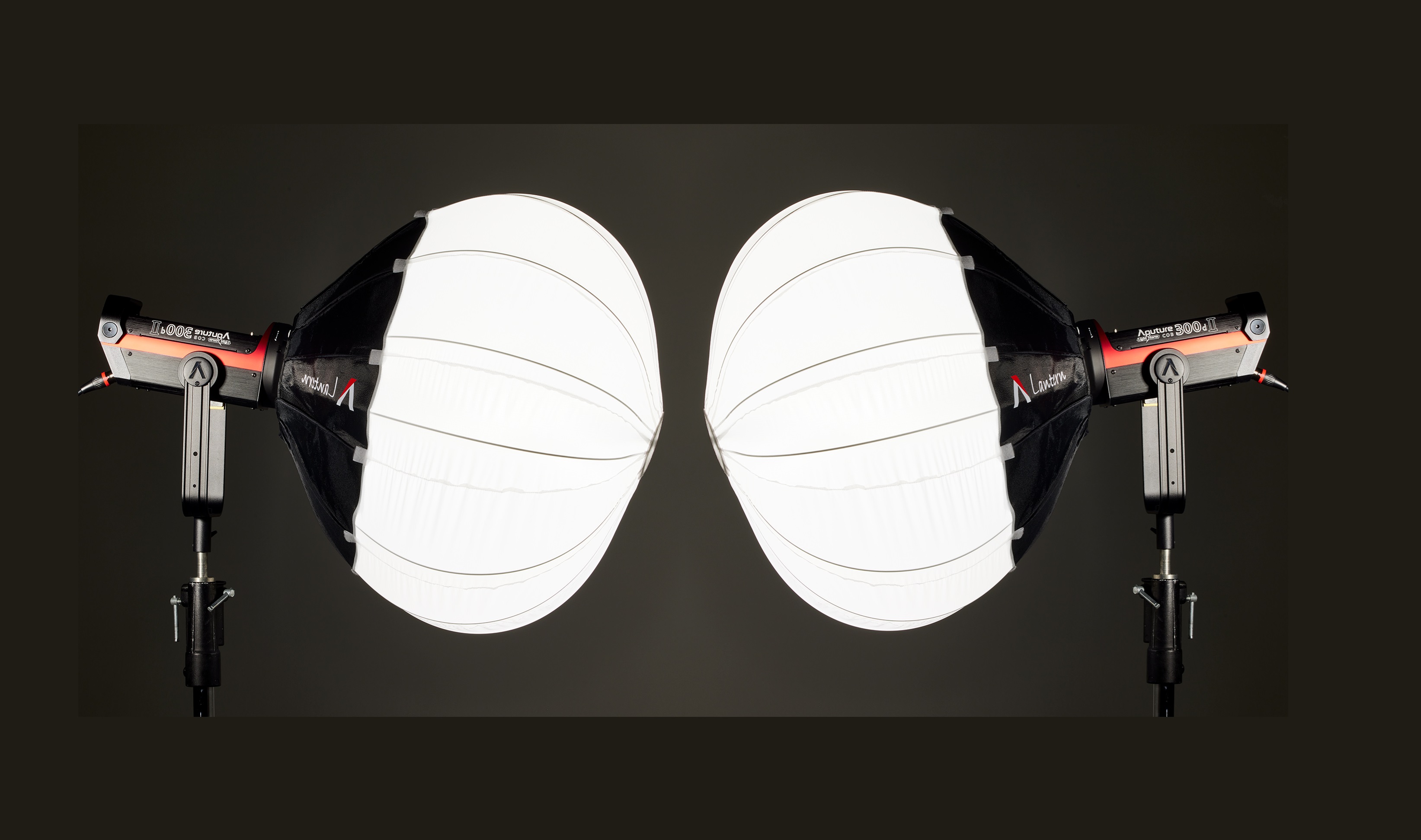 Lantern  aputure softbox soft - 2x aputure 300d mark ii 