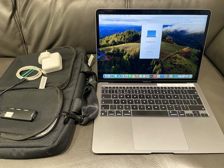 Q - macbook air m1 8gb 8 core cpu 2020 laptop