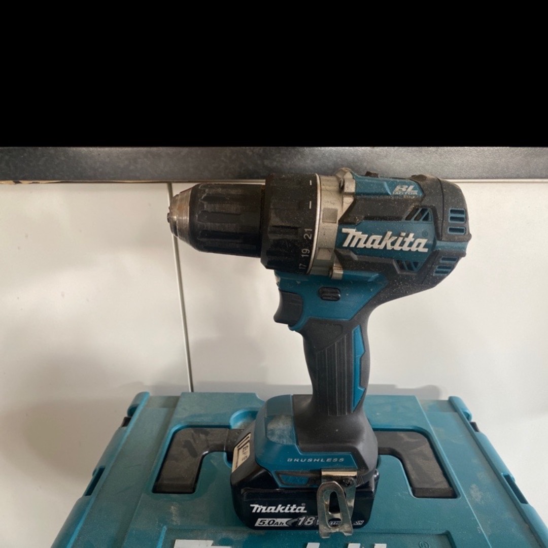 Makita bormaskin ddf484 18v