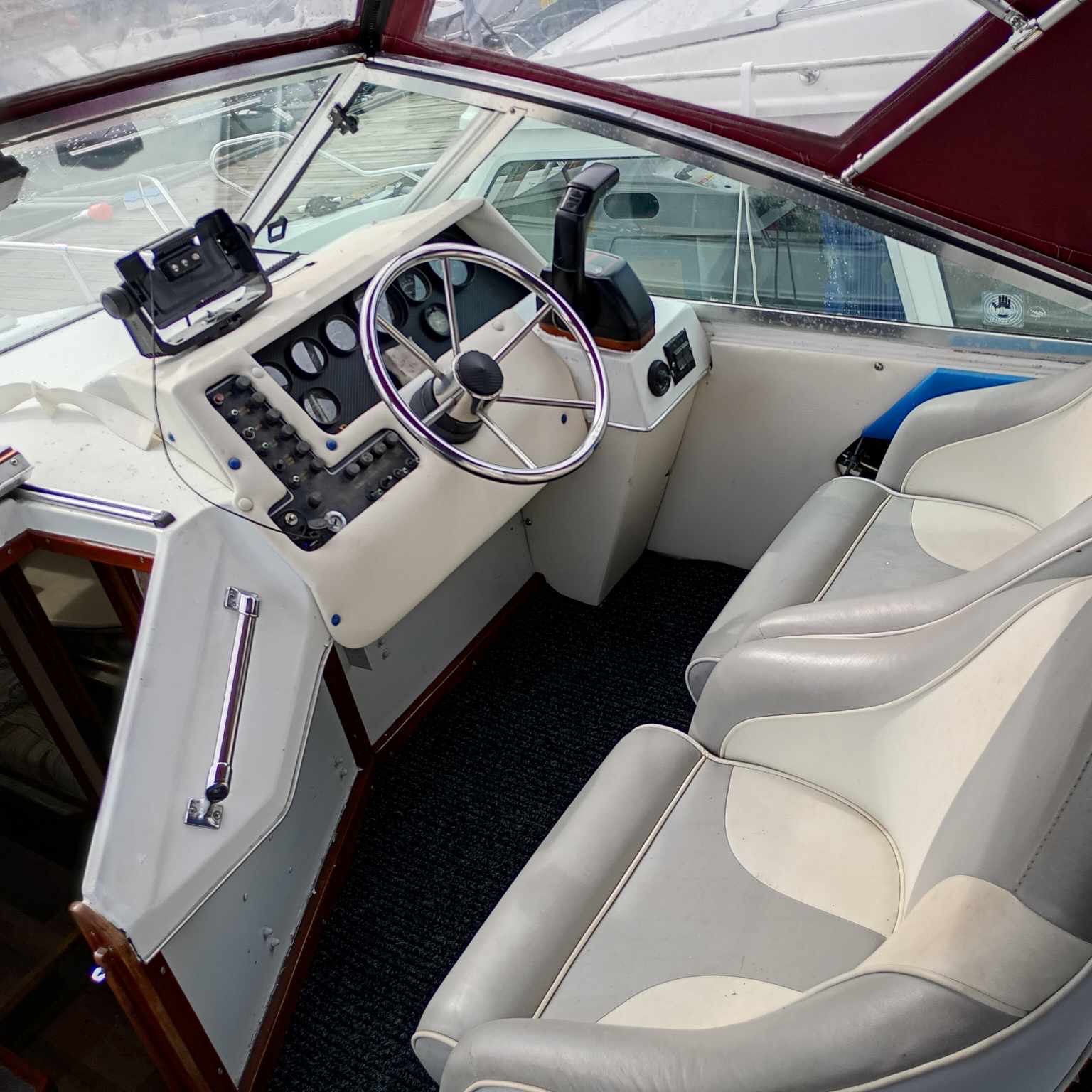 Sea ray 250 sundanser