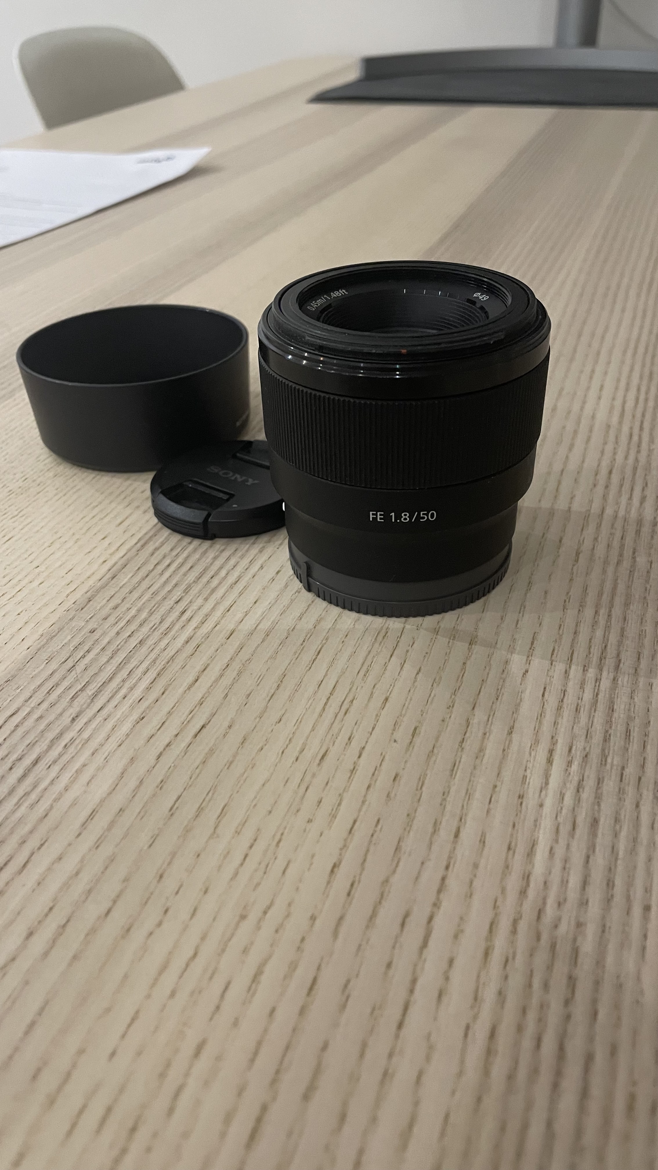 Sony fe 50mm f1.8 lens