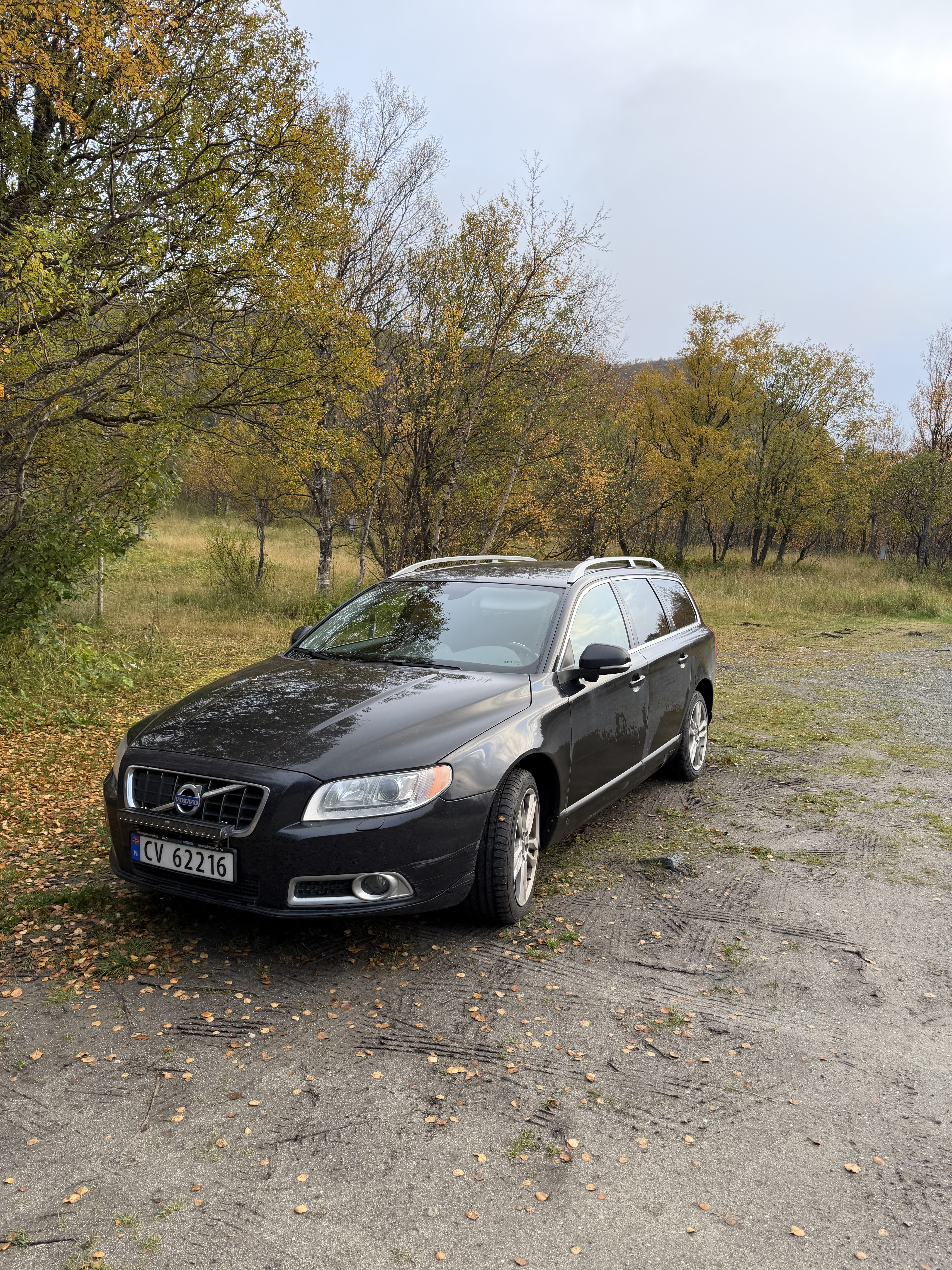 🚗 volvo  v70 automat 2012 - romslig, komfortabel og praktisk bil til leie!