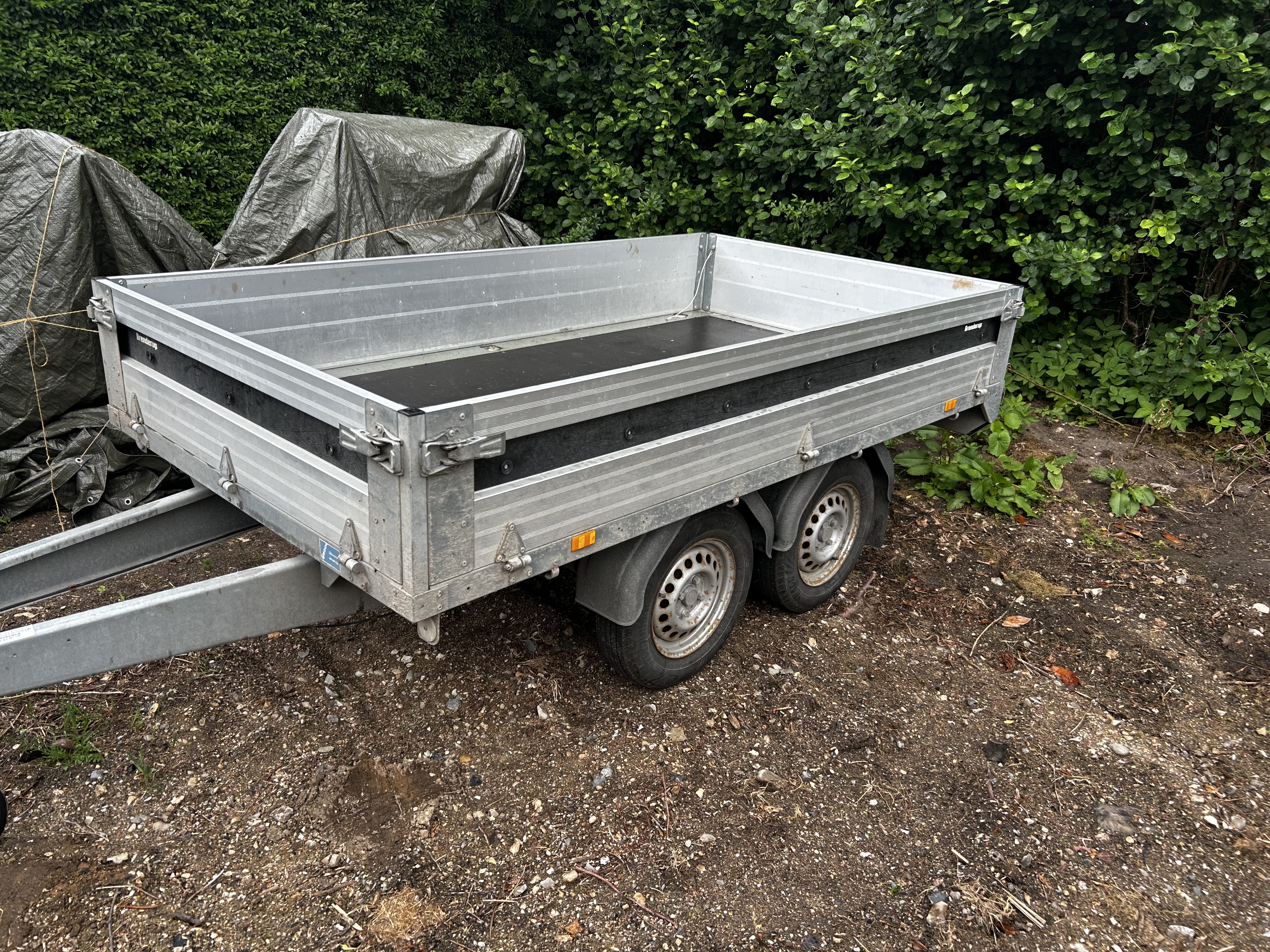 Trailer med 975kg lastevne