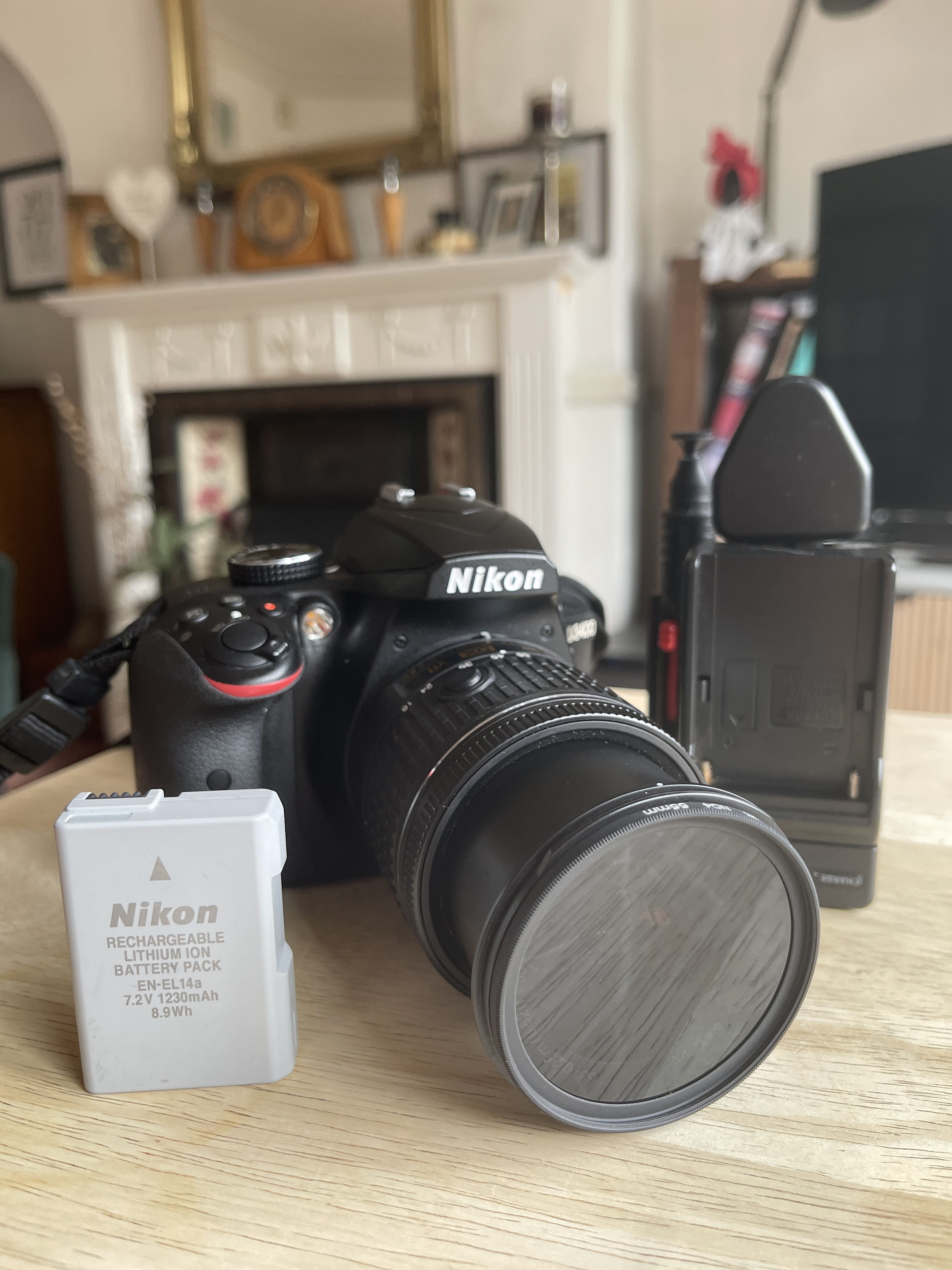 Nikon d3400 dslr with accessories