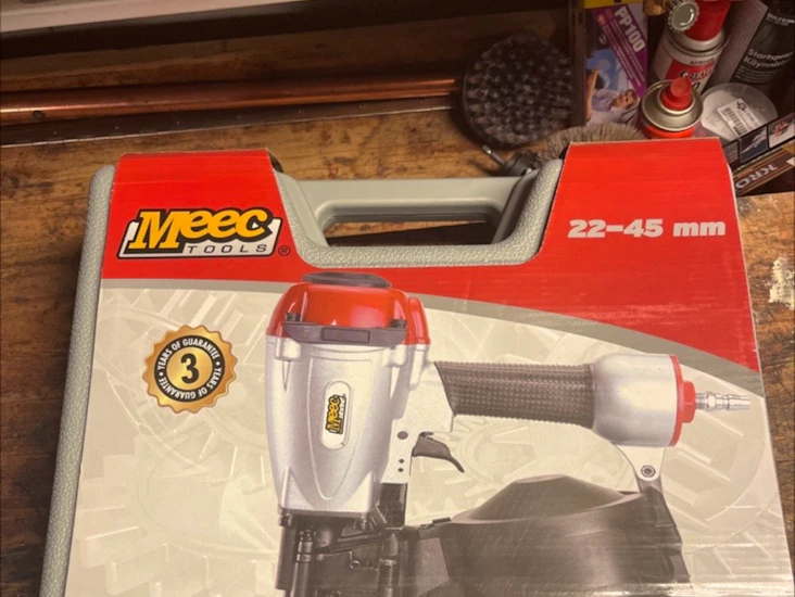 Pappspikpistol 22-45 mm