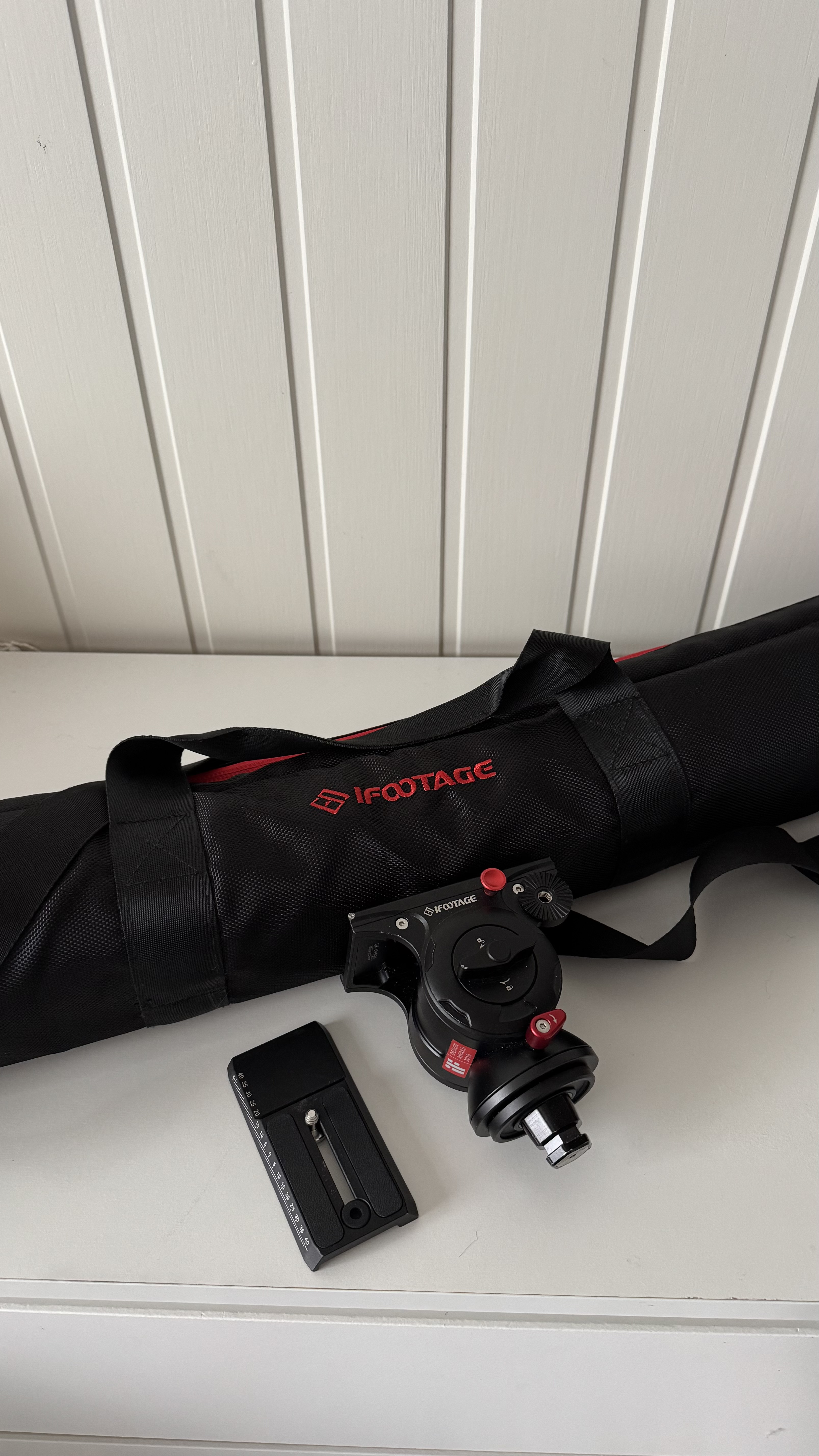 Monopod med fluid-hode og stativfot