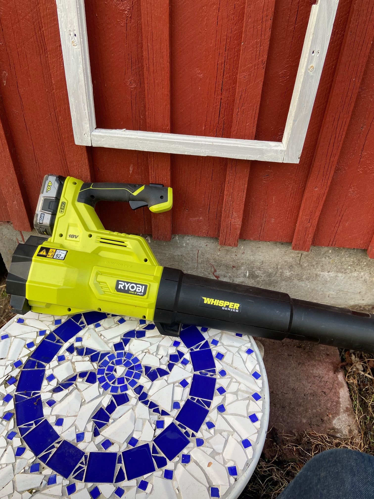 Lövblås riyobi whisper