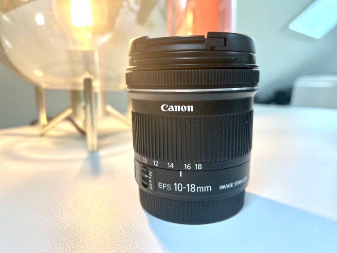 Canon ef-s 10-18 mm f/4.5-5.6 is stm