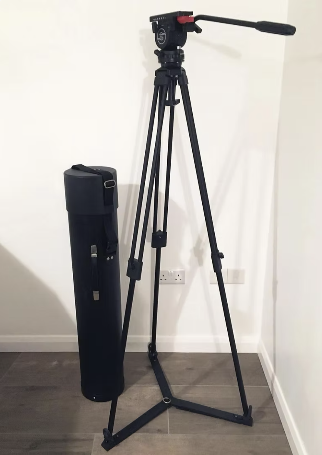Sachtler dv4 tripod