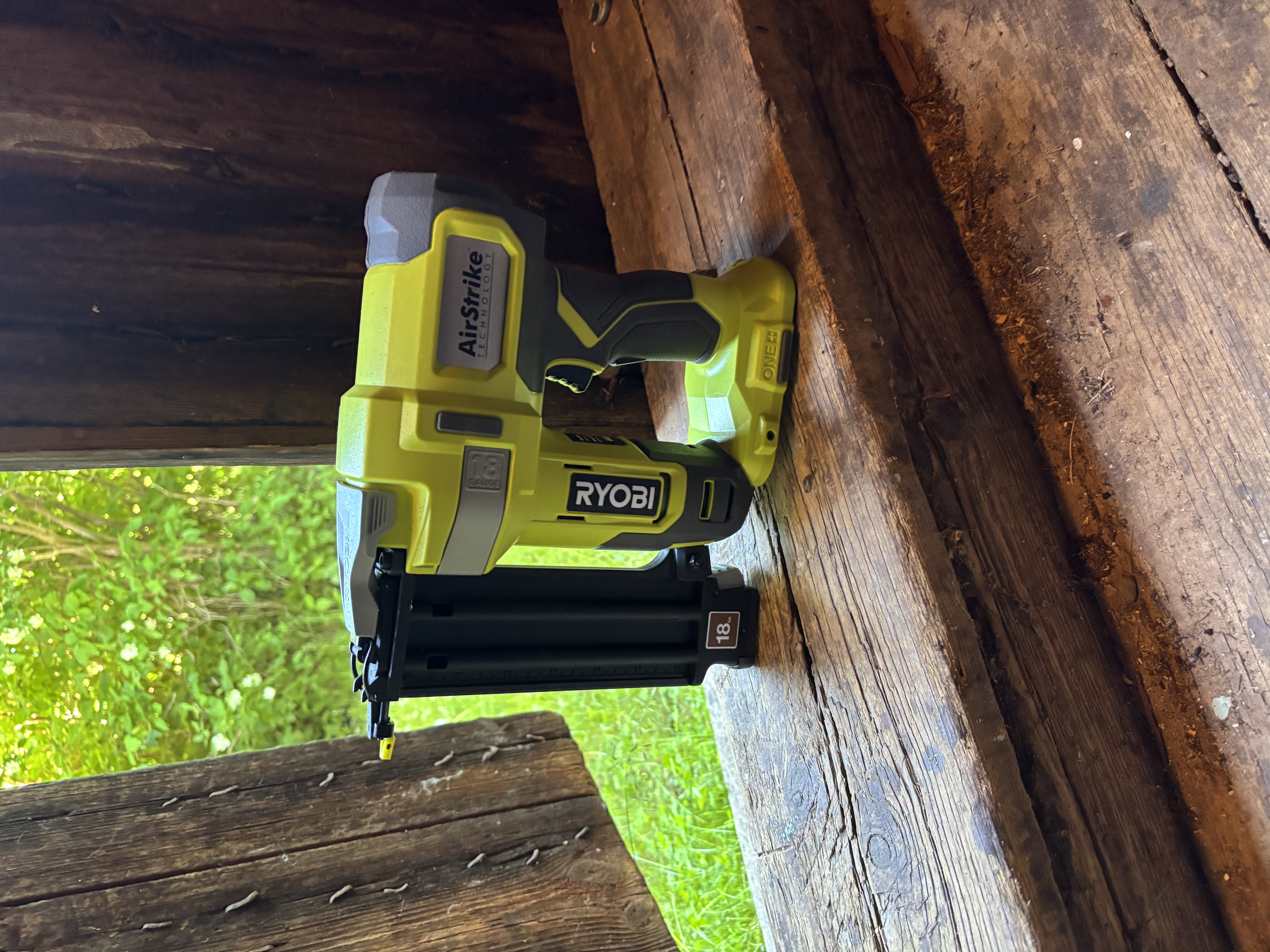 Ryobi spikpistol r18gn-0