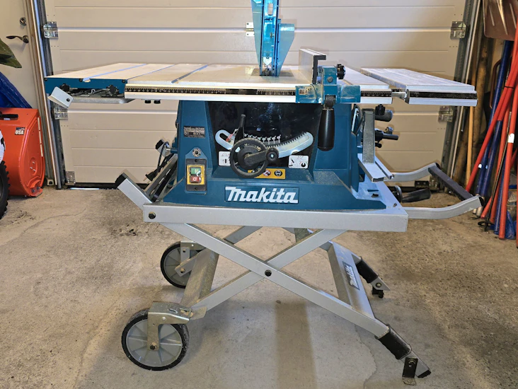 Makita bordsag mlt100n med understell