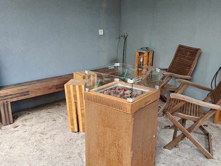 Kaasulla toimiva terassilämmitin