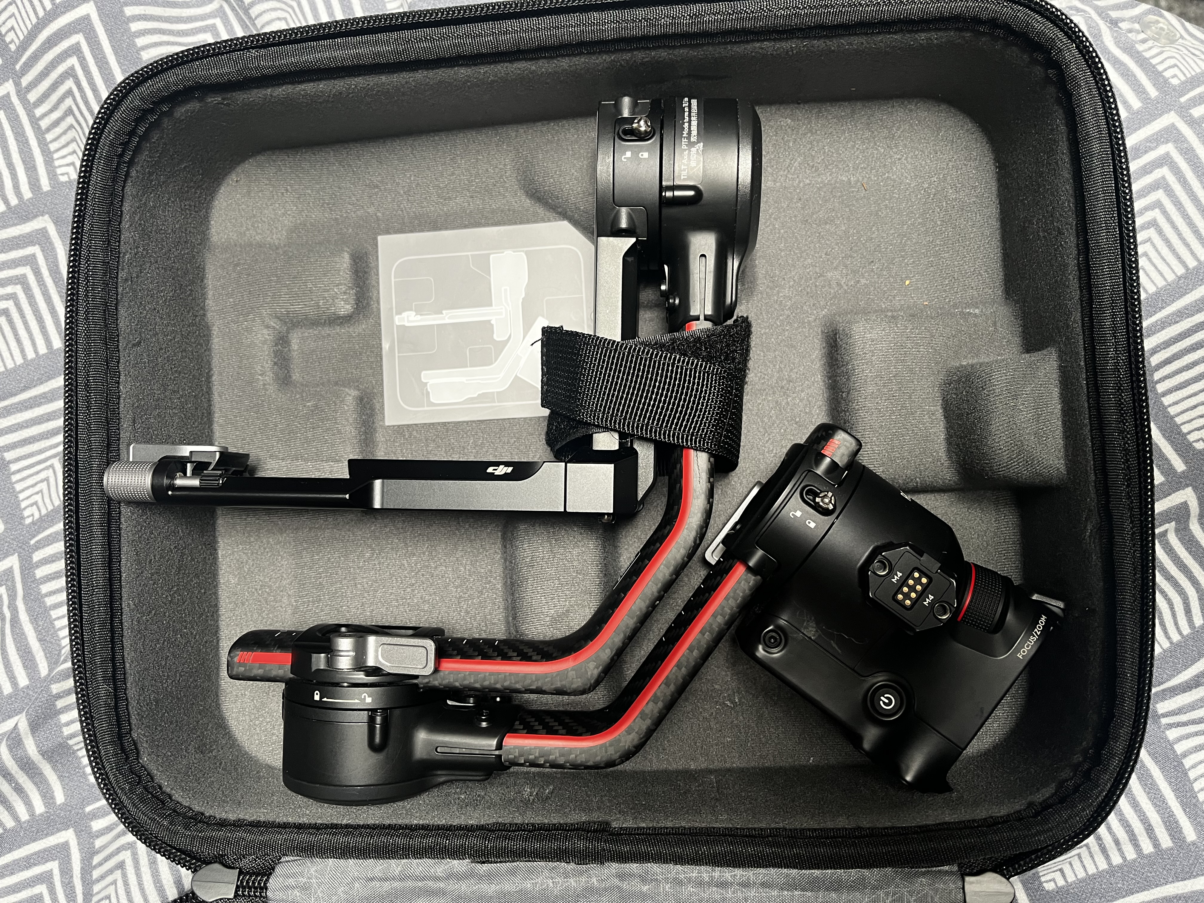 Dji ronin pro - rs2 pro combo with raveneye wireless video and  follow focus motor