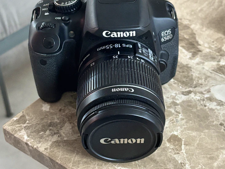 Kamera canon eos 650d