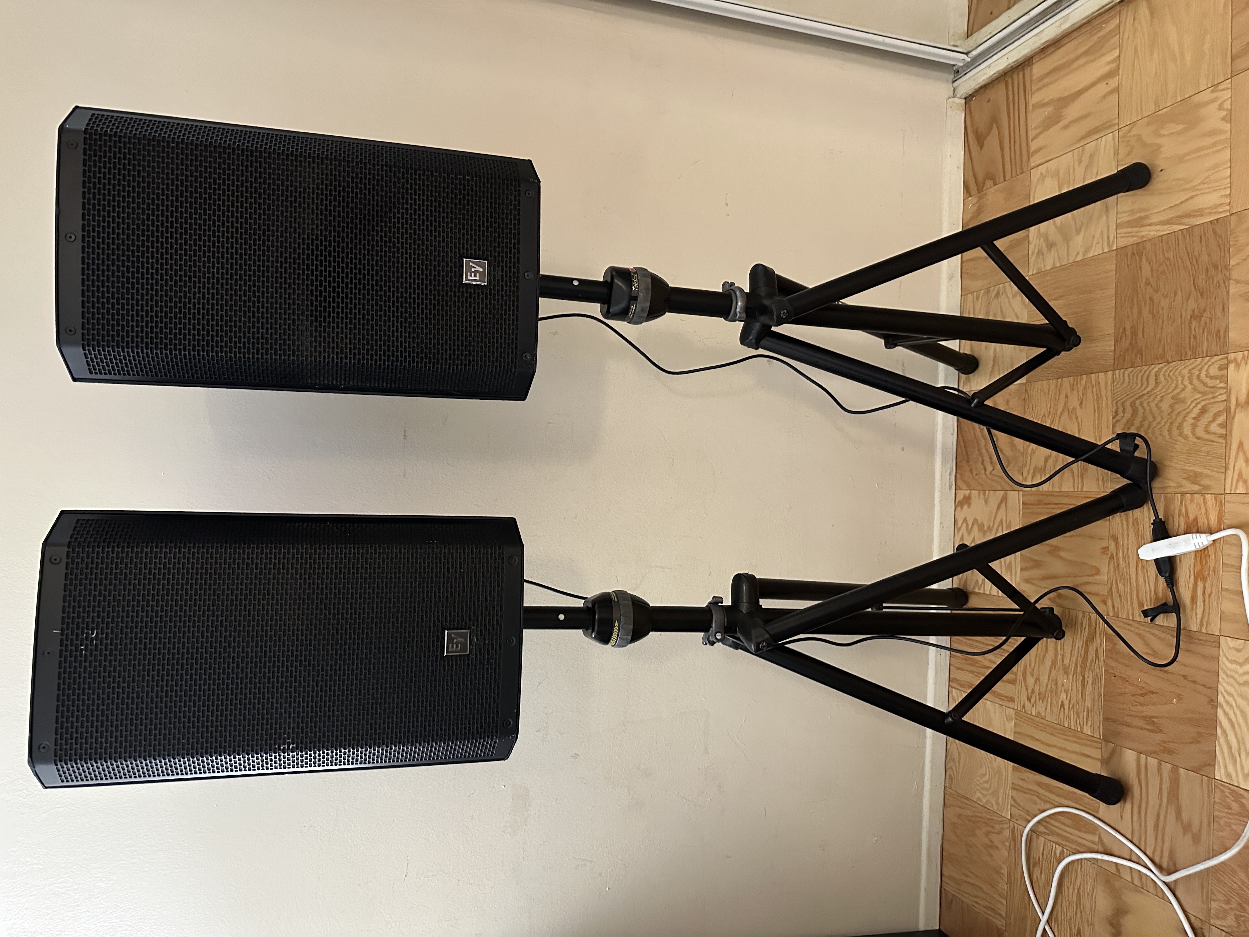 (2) ev zlx-12p speakers + stands
