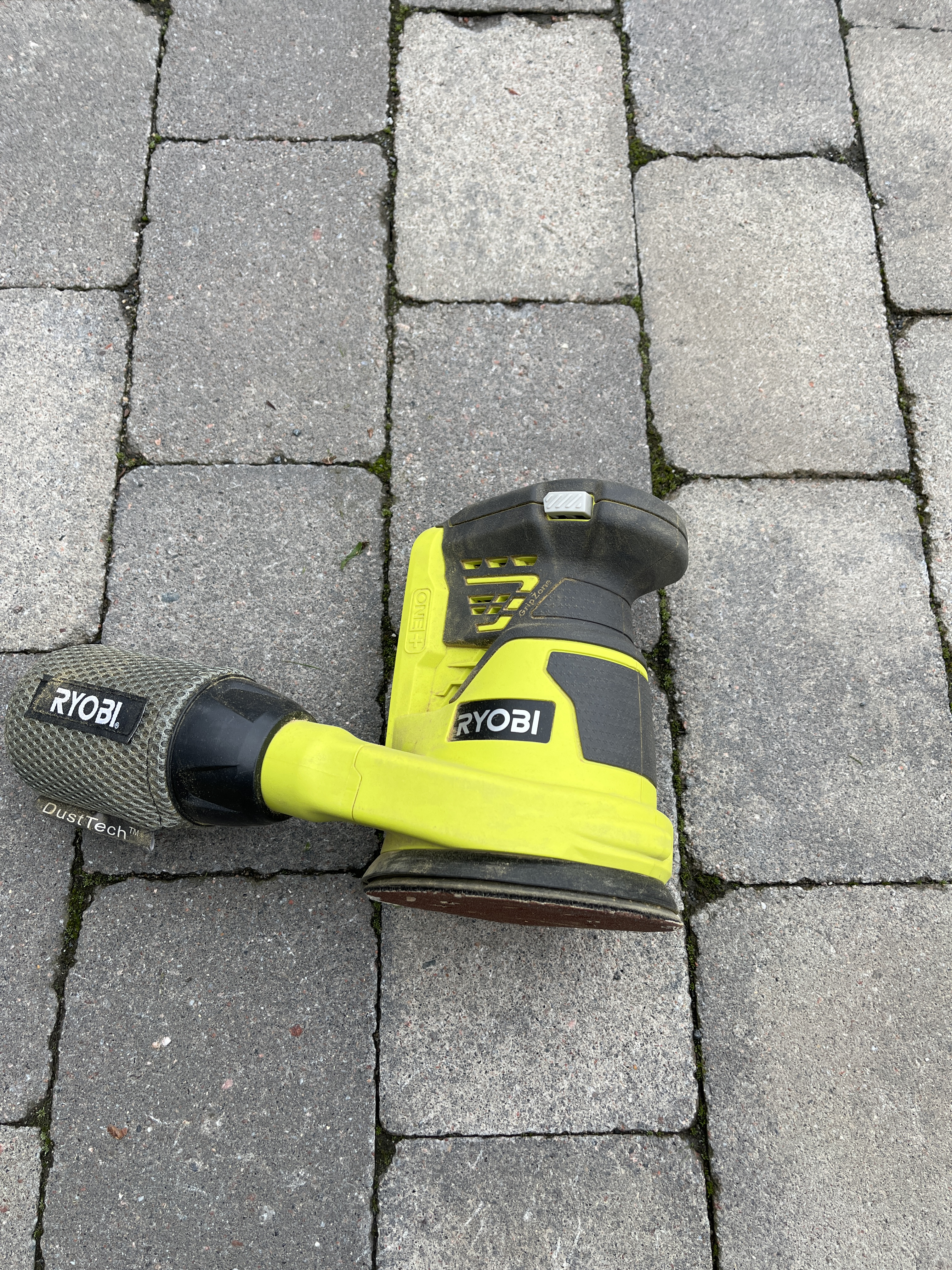 Ryobi eksentersliper