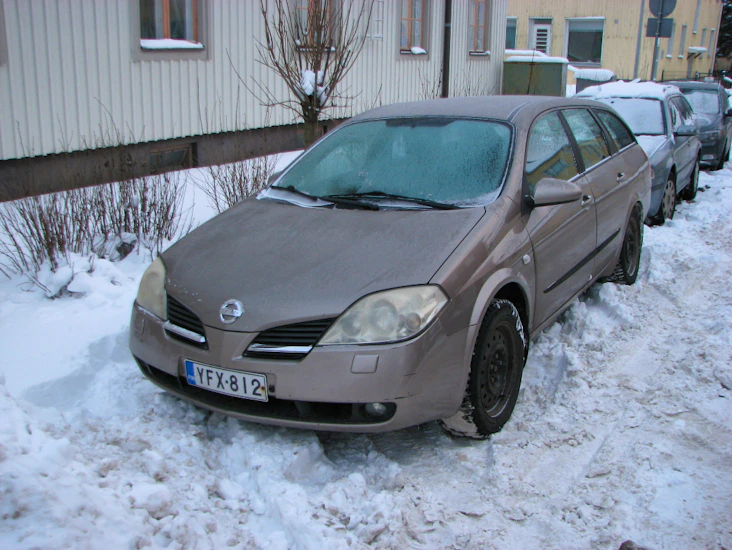 Nissan primera (jgh-432)