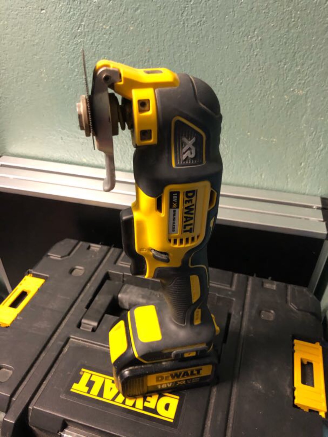 Dewalt dcs355